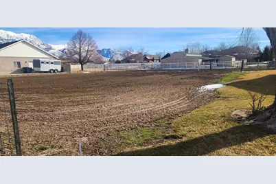 252 E Center St, Lindon, UT 84042 - Photo 5