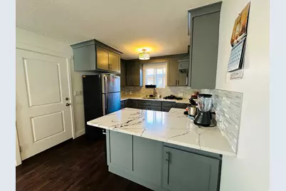 4930 W Shooting Star Ave, West Jordan, UT 84081 - Photo 15