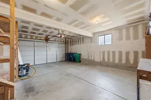 1650 E Budding Dr, Sandy, UT 84092 - Photo 43