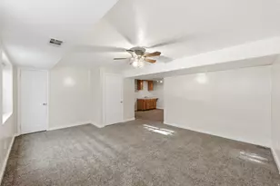 1650 E Budding Dr, Sandy, UT 84092 - Photo 27