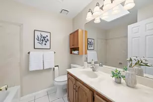 1650 E Budding Dr, Sandy, UT 84092 - Photo 11