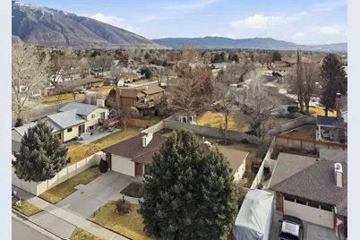 1650 E Budding Dr, Sandy, UT 84092 - Photo 21