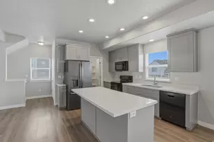 5377 W Mount Gibbs Pl, Herriman, UT 84096 - Photo 11