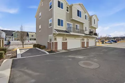 5377 W Mount Gibbs Pl #410, Herriman, UT 84096 - Photo 3