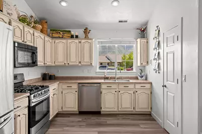 3147 E 1530 S, Spanish Fork, UT 84660 - Photo 15