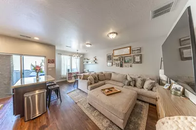 292 W 680 N, Centerville, UT 84014 - Photo 9