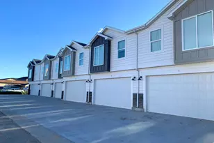 150 W Seasons Ln, Garden City, UT 84028 - Photo 17
