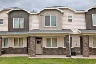 150 W Seasons Ln, Garden City, UT 84028 - Photo 1