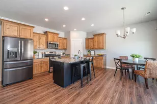 2542 S 2200 W, West Haven, UT 84401 - Photo 5