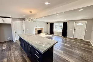 6784 S 1530 E, Cottonwood Heights, UT 84121 - Photo 7