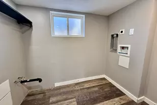 6784 S 1530 E, Cottonwood Heights, UT 84121 - Photo 33