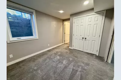 6784 S 1530 E, Cottonwood Heights, UT 84121 - Photo 15