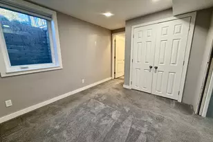 6784 S 1530 E, Cottonwood Heights, UT 84121 - Photo 15