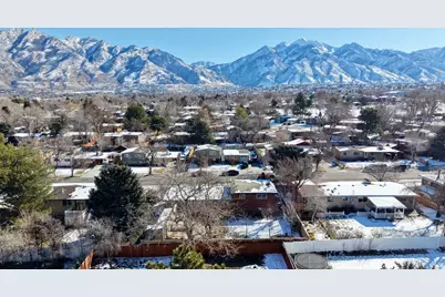 6784 S 1530 E, Cottonwood Heights, UT 84121 - Photo 51