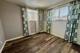 6784 S 1530 E, Cottonwood Heights, UT 84121 - Photo 25