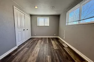 6784 S 1530 E, Cottonwood Heights, UT 84121 - Photo 27