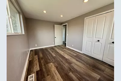 6784 S 1530 E, Cottonwood Heights, UT 84121 - Photo 29