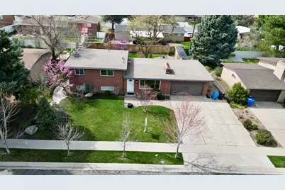 6784 S 1530 E, Cottonwood Heights, UT 84121 - Photo 41