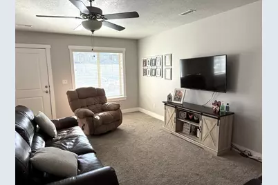 969 N Apple Seed Ln, Santaquin, UT 84655 - Photo 5