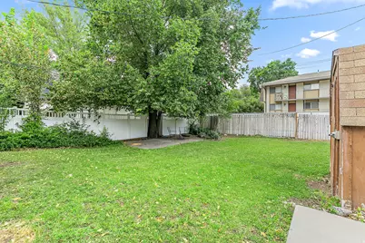 232 E 300 N, Provo, UT 84606 - Photo 23