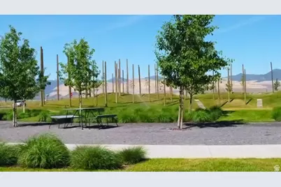 10564 S Pipestone Way, South Jordan, UT 84009 - Photo 23