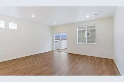 295 E Kanab Creek Dr, Saratoga Springs, UT 84045 - Photo 3