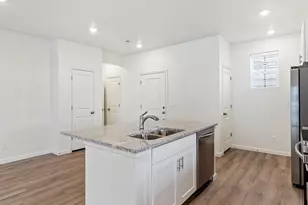 295 E Kanab Creek Dr, Saratoga Springs, UT 84045 - Photo 7