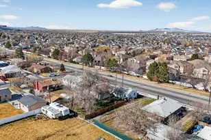 6859 W 3500 S, West Valley, UT 84128 - Photo 23