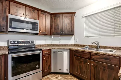 8278 S Resaca Dr #L1, Sandy, UT 84070 - Photo 3