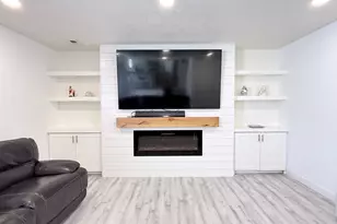 8519 S 6430 W, West Jordan, UT 84081 - Photo 9