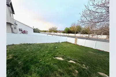 8519 S 6430 W, West Jordan, UT 84081 - Photo 25
