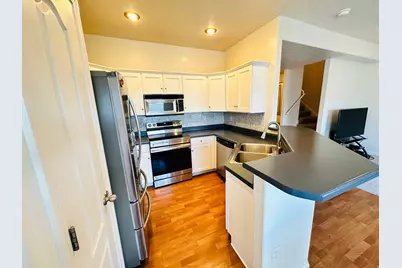 264 E Rockingham Ct S, Salt Lake City, UT 84115 - Photo 17