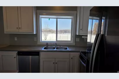 873 E 675 N, Wellsville, UT 84339 - Photo 9