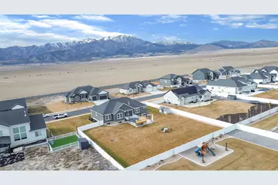 4868 N Canaan Peak Dr, Eagle Mountain, UT 84005 - Photo 3