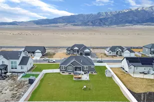 4868 N Canaan Peak Dr, Eagle Mountain, UT 84005 - Photo 5