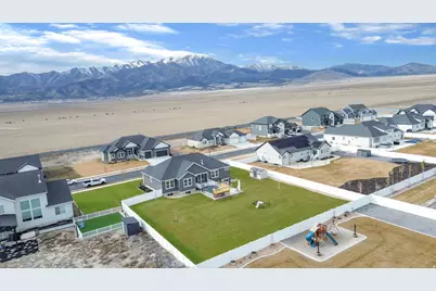 4868 N Canaan Peak Dr, Eagle Mountain, UT 84005 - Photo 3