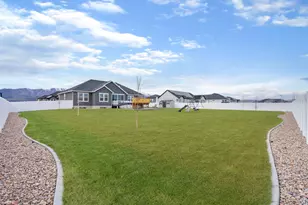 4868 N Canaan Peak Dr, Eagle Mountain, UT 84005 - Photo 43