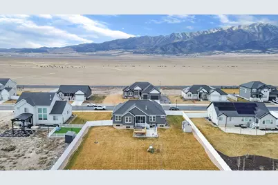 4868 N Canaan Peak Dr, Eagle Mountain, UT 84005 - Photo 5