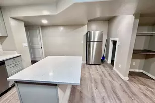 827 N 200 W, Tooele, UT 84074 - Photo 17