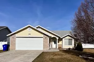 2138 W Craig Ln S, Syracuse, UT 84075 - Photo 1