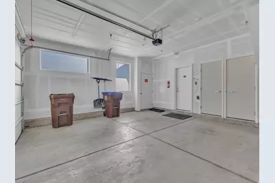 301 W Azure Sky Ln N, Salt Lake City, UT 84103 - Photo 13