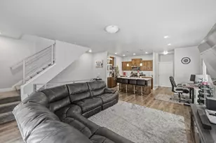 498 W 2200 N, Layton, UT 84041 - Photo 23