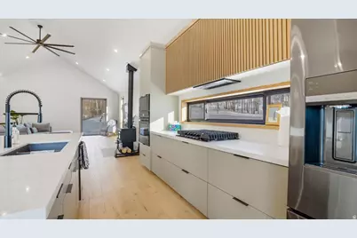 3824 S Blazing Star Way #1834, Heber City, UT 84032 - Photo 17