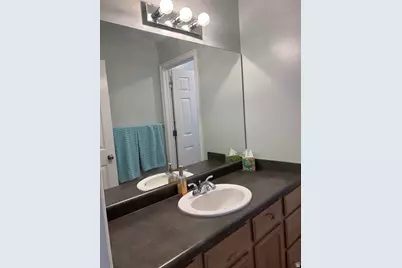 13691 S 3160 W, Riverton, UT 84065 - Photo 7