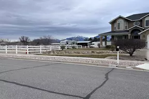 13691 S 3160 W, Riverton, UT 84065 - Photo 47