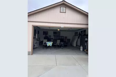 13691 S 3160 W, Riverton, UT 84065 - Photo 37