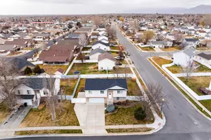 832 W 1520 N, Clinton, UT 84015 - Photo 35