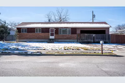 1092 E Platinum Way, Sandy, UT 84094 - Photo 1