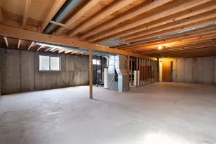 1092 E Platinum Way, Sandy, UT 84094 - Photo 15