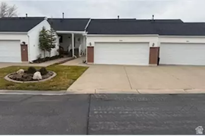 150 E 600 N #202, Kaysville, UT 84037 - Photo 1